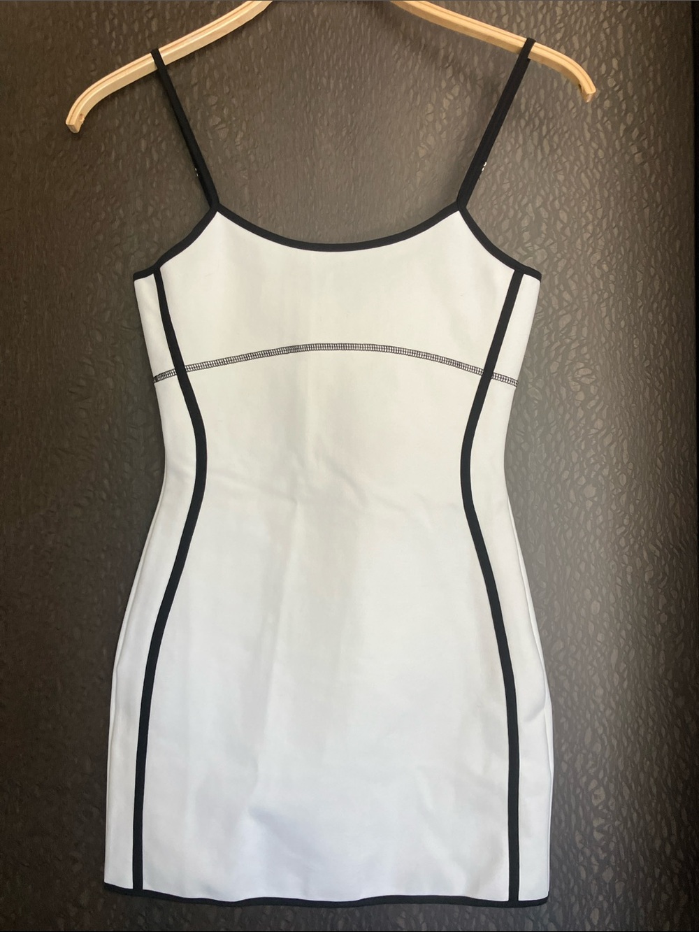 TIGER MIST White w/ Black Trim Camryn" Bodycon Dress Size Small NWT